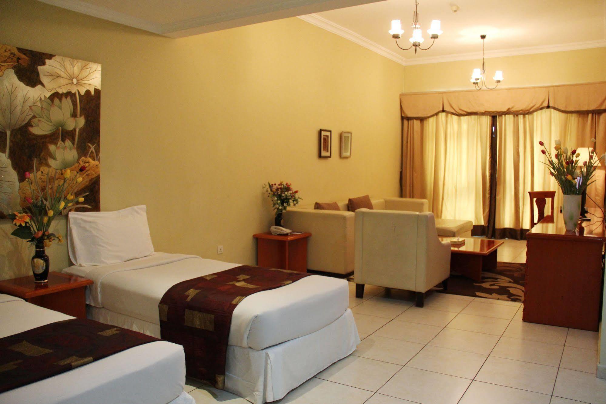 Grand Midwest Hotel Apartments 迪拜 外观 照片